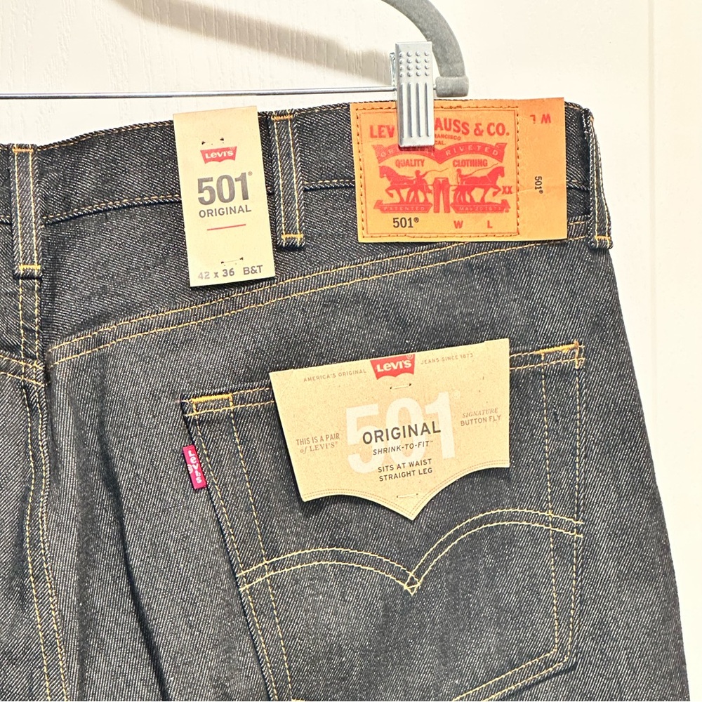 Levi’s 501 Original Men’s Jeans, Size W42 / L36 - Picture 7 of 9